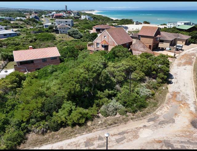 816M² VACANT LAND FOR SALE IN PARADISE BEACH